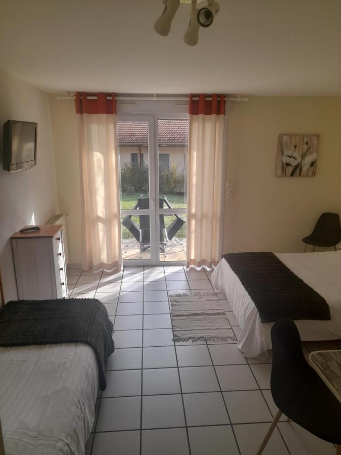 Hotel De L'Ile D'Amour Langeac ภายนอก รูปภาพ